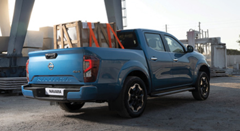 UNE FORCE MAJORÉE-Vehicule Feature Image