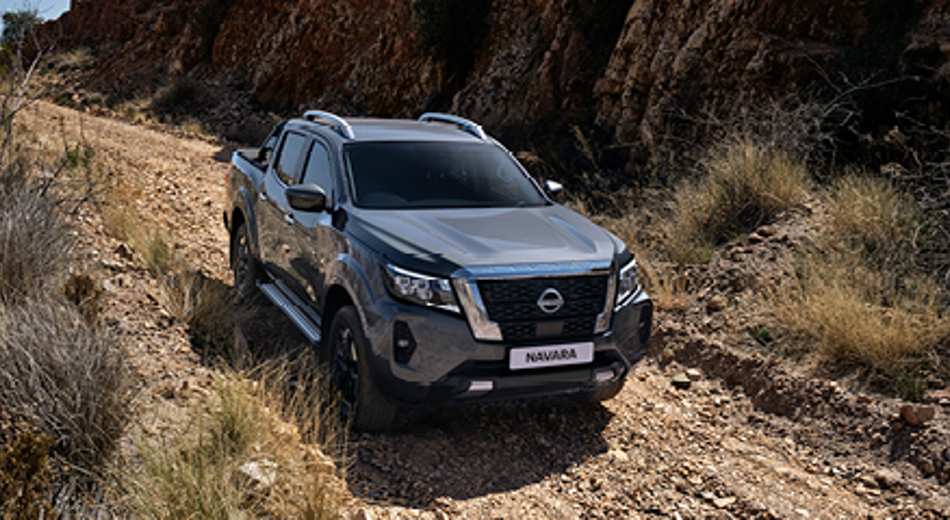 CONTRÔLE DE LA DESCENTE DES PENTES (HDC)*-Vehicule Feature Image